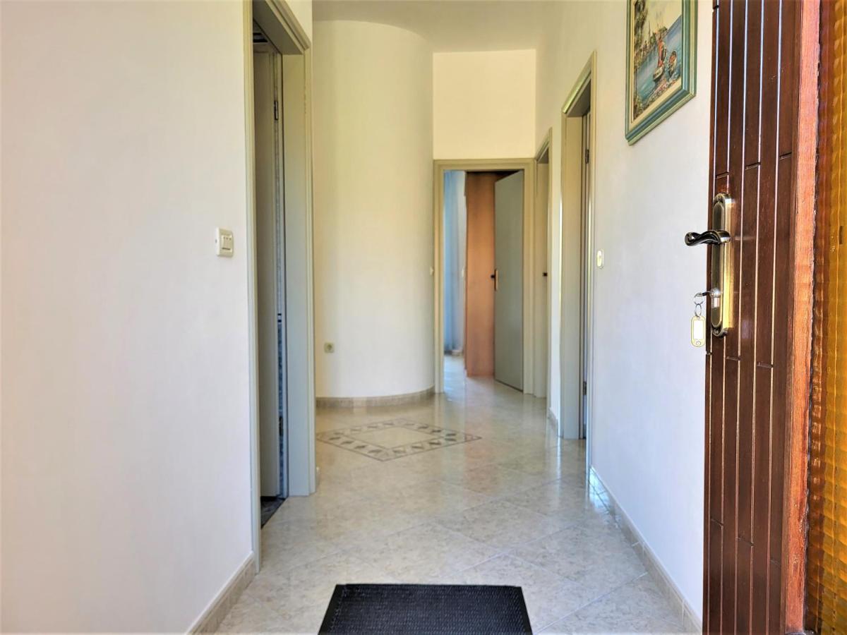 Cozy Apartment Mandula 弗尔萨尔 外观 照片