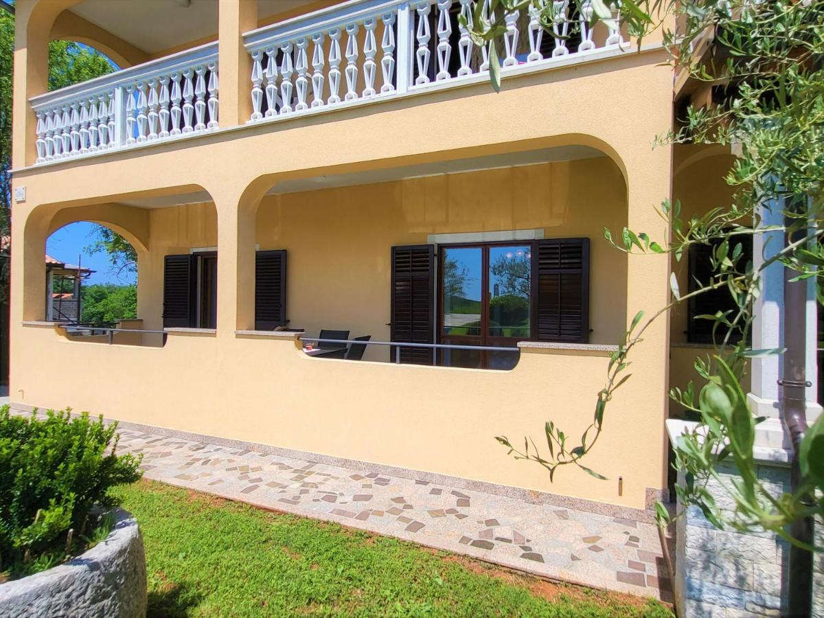 Cozy Apartment Mandula 弗尔萨尔 外观 照片